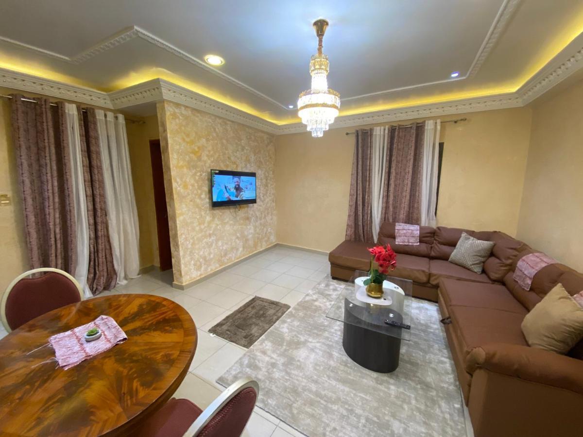Residence Martha Yaoundé Εξωτερικό φωτογραφία