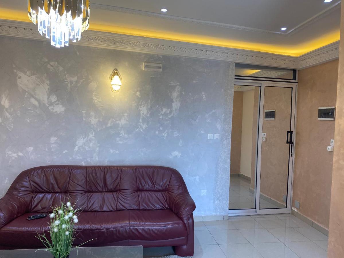 Residence Martha Yaoundé Εξωτερικό φωτογραφία